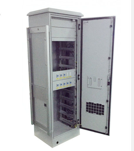 Alto gabinete al aire libre de la prenda impermeable IP55 de la seguridad para la batería de reserva del poder de las telecomunicaciones